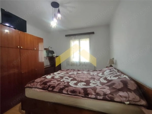 Casa de vanzare in zona Parneava - imagine 11