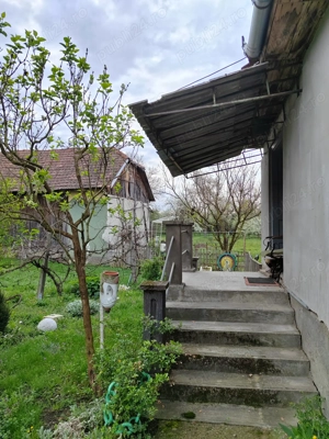 De vânzare   două case părintești pe același teren, în Cășeiu, jud. Cluj - imagine 7