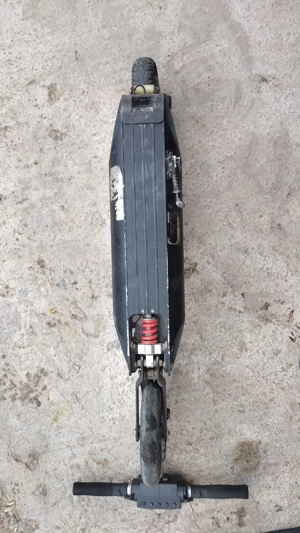 trotineta electrica perfect functional (nu are baterie) pentru piese - imagine 5