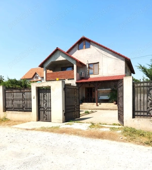 Casa de familie cu camere spatioase