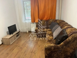 Apartament cu 3 camere, centrala proprie, zona Sagului