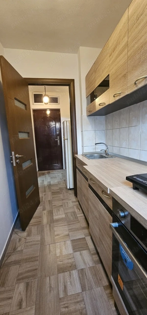 Inchiriez apartament 2 camere - imagine 3 Inchiriez apartament 2 camere - imagine 3