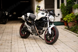 Ducati Monster 696 '09 14800km