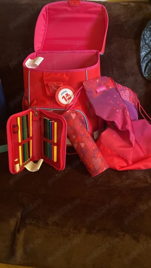 Ghiozdan HERLITZ LOOP cu inimi NOU - echipat cu penare  - imagine 3