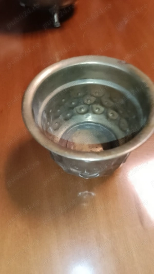 Recipient alama antic