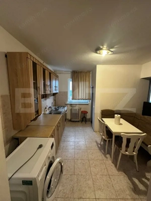 Apartament cu 4 camere, 82 mp, cu garaj si loc de parcare, Micro 15 - imagine 2