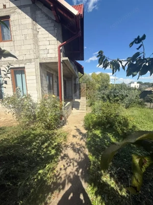 Casa cu etaj, 220 mp utili, 900 mp teren, Salcea, SV