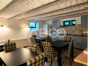 Pensiune moderna 5 camere 256 mp utili in Sibiu zona Orasul de Jos - imagine 4