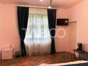 Pensiune moderna 5 camere 256 mp utili in Sibiu zona Orasul de Jos - imagine 12