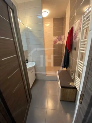 Apartament 2 camere, parcare subterana, zona Vivo - imagine 4