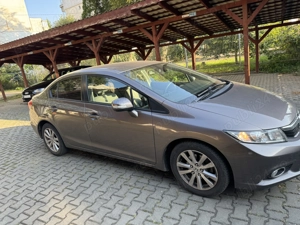 Honda Civic 4D 1.8 benzină   2012   întreținută - imagine 7 Honda Civic 4D 1.8 benzină   2012   întreținută - imagine 7