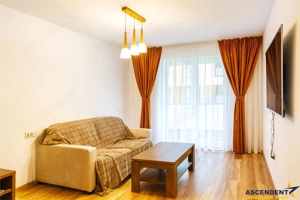 Decomandat,incalzire pardoseala,discret ariat,2 balcoane,loc parcare,Tractorul, Brasov:Maurer Vilas