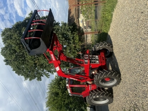 Vând sau schimb tractor Case IH 856 XL cu încărcător frontal