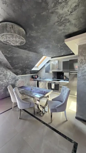 Apartament de lux, 3 camere, ultracentral–eleganță și confort în inima orașului - imagine 2