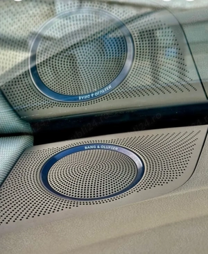 Audi A4 2.0 TDI 143cp   Cutie automată  8+1  - imagine 3