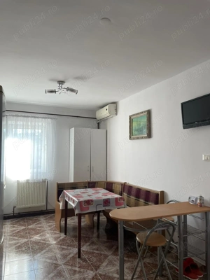 Închiriez apartament 3 camere  - imagine 6