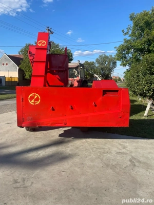 Zmaj 214 culegatoare de porumb