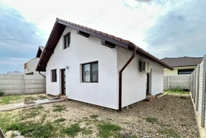 Casă în Cihei , 3 camere , 203 mp teren