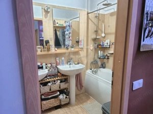 Apartament cu 3 camere de vânzare la 158000 Є cu 2 boxe și 2 locuri de parcare - imagine 15