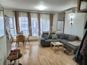 Apartament cu 3 camere de vânzare la 158000 Є cu 2 boxe și 2 locuri de parcare - imagine 2