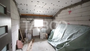 Afacere si locuinta cu teren de 1450 mp de vanzare in Rausor - imagine 17