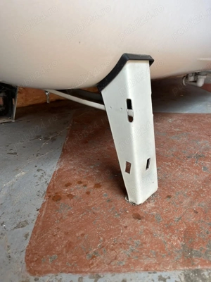 Vând cadă din tablă cu picioare  170x70