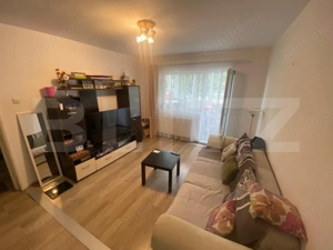 Apartament 3 camere, 51 mp, 2 boxe la subsol, mobilat, in Mǎnǎștur, zona Parâng