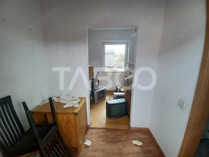 1200 mp teren cu casa individuala de  renovat in zona buna din Sibiu - imagine 8