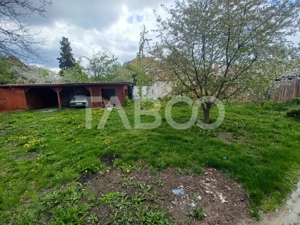 1200 mp teren cu casa individuala de  renovat in zona buna din Sibiu - imagine 7