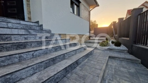 Casa individuala de vanzare pe un nivel la intrare in Selimbar - imagine 10