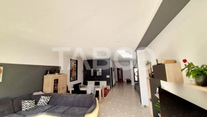 Pensiune si casa in centrul Sibiului cu business functional - imagine 3