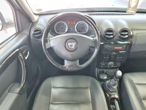 Dacia Duster, An 2012 05,Motor 1.5Diesel, Euro 5, Rate Fixe Livrare Gratuita - imagine 8 Dacia Duster, An 2012 05,Motor 1.5Diesel, Euro 5, Rate Fixe Livrare Gratuita - imagine 8