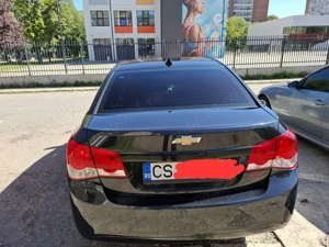 Vând Chevrolet Cruze  - imagine 3