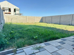 Despartit prin camera tehnica.4 camere