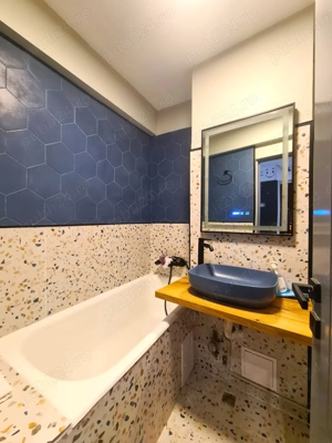 Studio renovat la 4 minute de TImpuri Noi - imagine 4