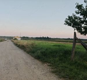 Teren intravilan de vanzare - imagine 2