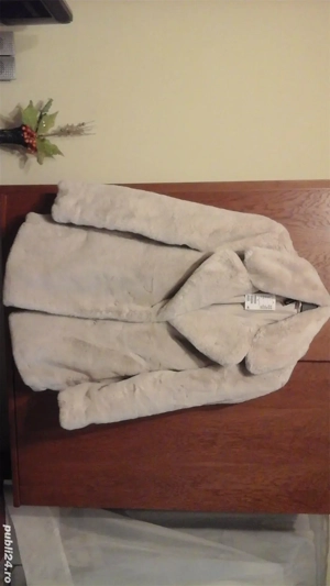 Haina imitatie blana H&M noua