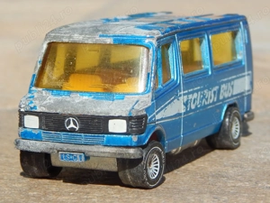 Macheta Mercedes 208 Tourist Bus veche sc 1:66 Siku Germania de Vest