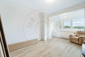Apartament 3 camere | Ideal spatiu birouri | Renovat - imagine 3