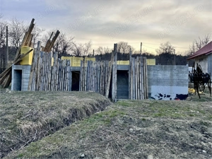 Teren la munte de vânzare  - imagine 2