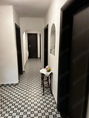 Vand apartament 4 camere