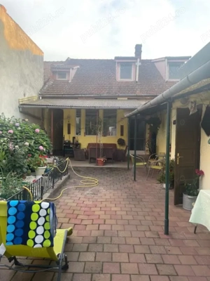 Vand casa cocheta , zona linistita , str.Xenopol - imagine 12 Vand casa cocheta , zona linistita , str.Xenopol - imagine 12