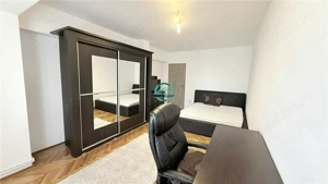 Inchiriez apartament cu 4 camere complet mobilat in zona Ultracentrala - imagine 12 Inchiriez apartament cu 4 camere complet mobilat in zona Ultracentrala - imagine 12