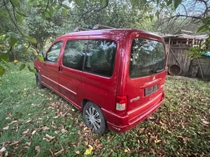 Dezmembrez Citroen Berlingo