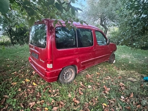 Dezmembrez Citroen Berlingo - imagine 6