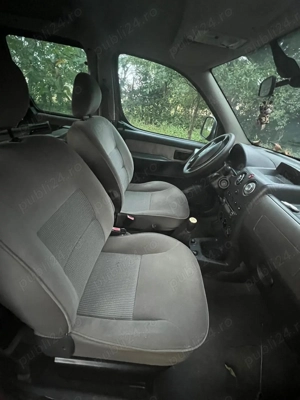 Dezmembrez Citroen Berlingo - imagine 9