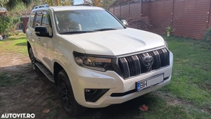 VAND SCHIMB Toyota Land Cruiser 2.8l D 204 CP Luxury Black Matte Edition 7 locuri - imagine 7