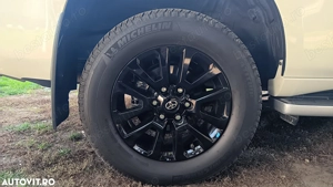 VAND SCHIMB Toyota Land Cruiser 2.8l D 204 CP Luxury Black Matte Edition 7 locuri - imagine 6