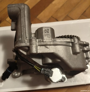 Pompa ulei Pierburg VOLVO XC60 II (246) 2019-2025  - imagine 2