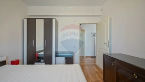 De vanzare penthouse in Tractoru, 3 camere, mobilat si utilat - imagine 19